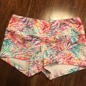 Fleo workout shorts
